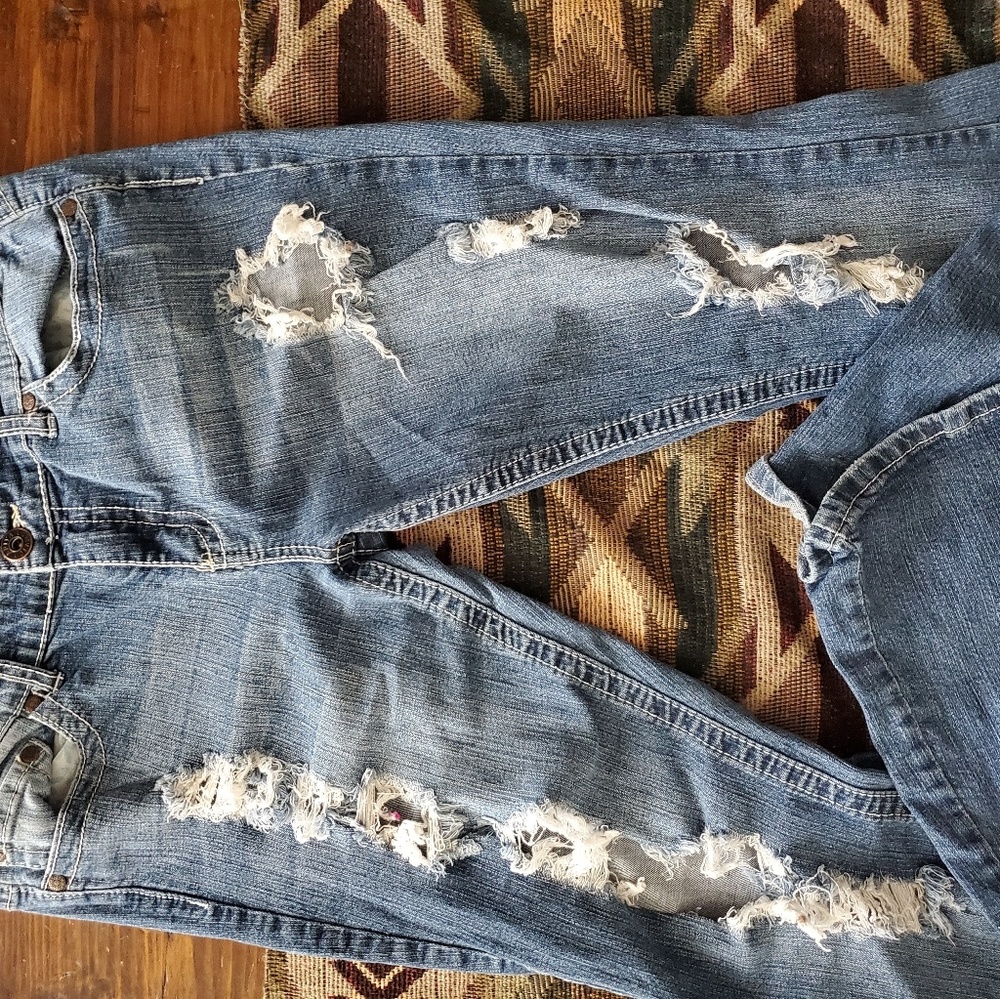 Rue 21 Destroyed Jeans
